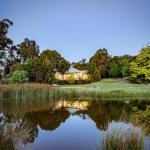 Raynella Alpaca Farmstay - Tourism Brisbane 0