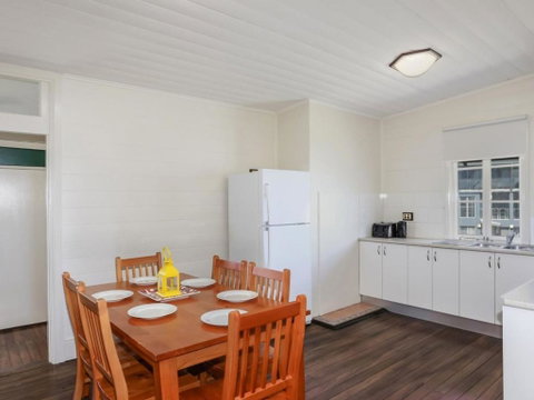Yamba Pilot Cottage 2 Pets Welcome Close To Beach - Tourism Brisbane 4