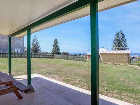 Yamba Pilot Cottage 2 Pets Welcome Close To Beach - Tourism Brisbane 6