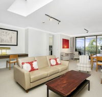Sunny  Spacious Two Bdr Apt SPF13 - Tourism Brisbane