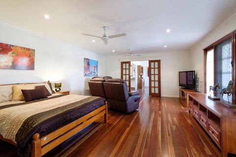 Home At Southside Central - Brisbane Tourism 6