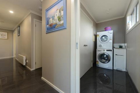 Jacks Nest - Tourism Brisbane 1