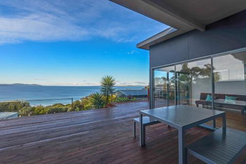 Jacks Nest - Tourism Brisbane 0