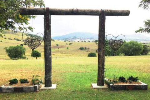Milford Country Cottages - Brisbane 4u 6