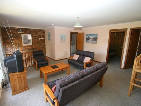 3 / 9 Park Road Jindabyne - Brisbane Tourism 7