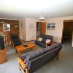 3 / 9 Park Road Jindabyne - Brisbane Tourism 1