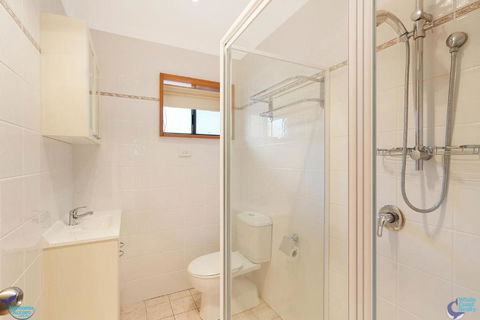 Bayview Unit Stunning Inlet Views - Tourism Brisbane 4