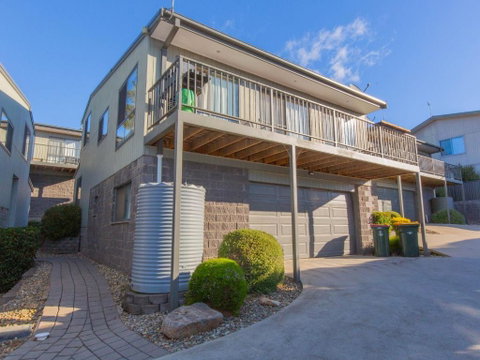 Boronia 7 / 30 Nettin Circuit - Brisbane Tourism 4