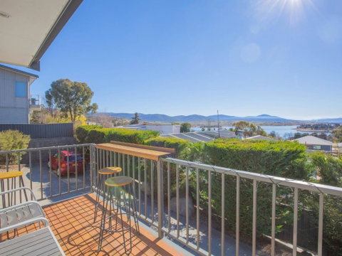 Boronia 7 / 30 Nettin Circuit - Brisbane Tourism 1
