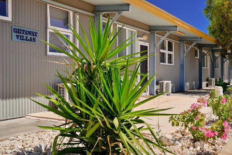 Getaway Villas Unit 38 4 1 Bedroom Self Contained Accommodation - Tourism Brisbane 5