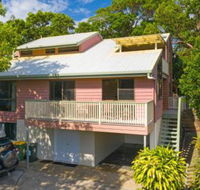 Straddie House - Brisbane Tourism