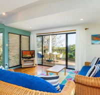 Straddie Beach House 3 - Brisbane Tourism