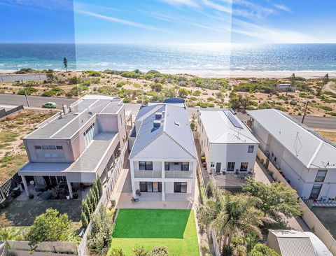 Ocean View Moana - Tourism Brisbane 0