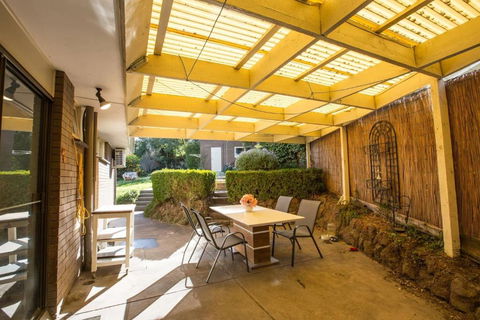 Alice Wonderland In 4 Beds House - Tourism Brisbane 2