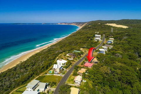 2 / 80 Cooloola Drive Comfortable & Cosy Unit Enjoying Ocean Views & Views To Fraser Island - Tourism Brisbane 5