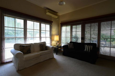 The Californian - Tourism Brisbane 4