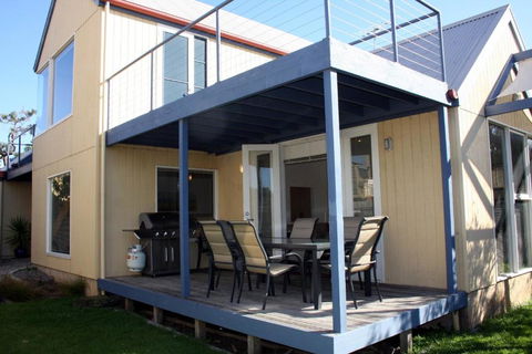 Lonsdale Shores - Tourism Brisbane 5
