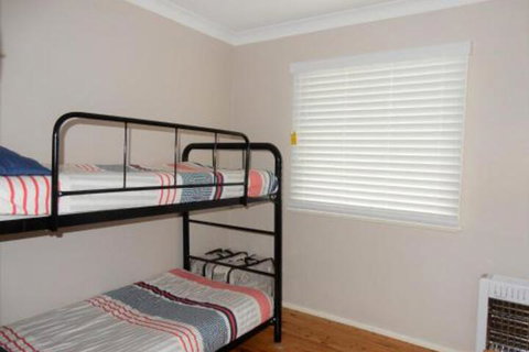 1 / 9 Donlan Rd Donlans Delight - Tourism Brisbane 3