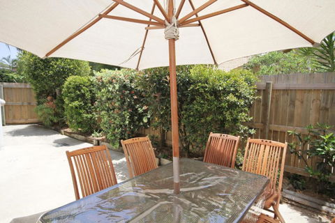 FANTASTIC HOLIDAY UNIT In A PERFECT LOCATION - Brisbane 4u 5
