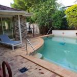 Robyns Nest Hosted Bed & Breakfast - Brisbane Tourism 0