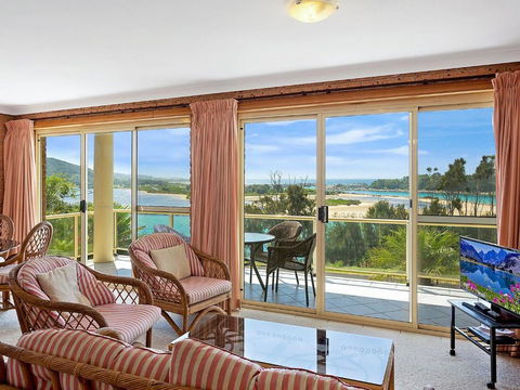 Grand Pacific 1 Unit 1 - Tourism Brisbane 1