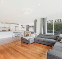 Sorrento Beach Escape - Tourism Brisbane