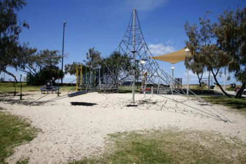 San Clemente U1 / 24 Orvieto Terrace - Tourism Brisbane 4