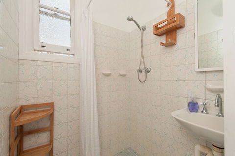 Sand Beach House Breathtaking View & Amazing Position Directly Opposite The Beach! - Tourism Brisbane 3