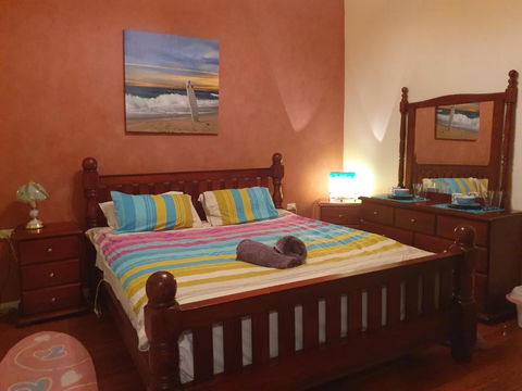 JUST 4 YOU! Amazing Sea Views WIFI Fullly Air Conditioned King Bed - Brisbane 4u 5