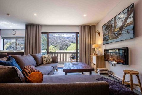 Mowamba B2 Three Bedroom - Brisbane Tourism 6