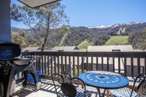 Mowamba B2 Three Bedroom - Brisbane Tourism 3