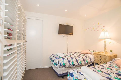 Ultimate Sandringham Beach Front Luxury House - Tourism Brisbane 6