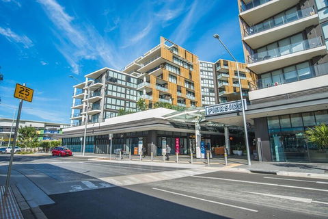 Wentworth Point Brand New - Tourism Brisbane 1