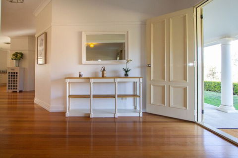 Bellfield House Mudgee - Tourism Brisbane 2