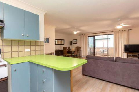 Apartment With Inground Pool - Tourism Brisbane 6