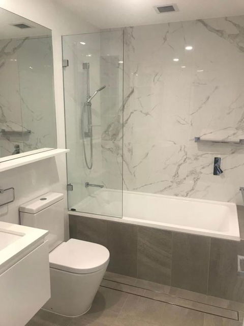 Elegant Design 2 Bed 2 Bath Apartment In Liverpool - Tourism Brisbane 4