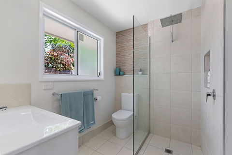 Whitsunday Palms - Tourism Brisbane 5