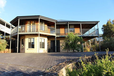 Waterside View - Brisbane Tourism 1
