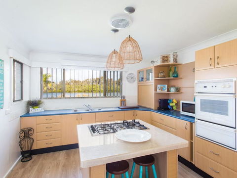 Waterfront At Point Road - Tourism Brisbane 3