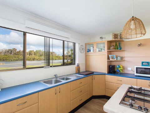 Waterfront At Point Road - Tourism Brisbane 5