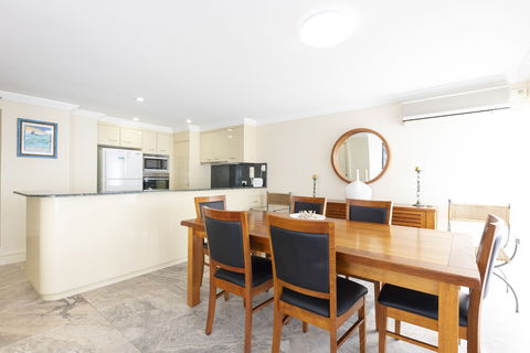 Whitesands P1 - Tourism Brisbane 4