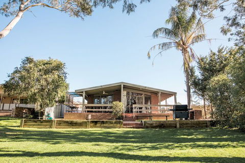 Water's Edge Bundalong - Tourism Brisbane 2