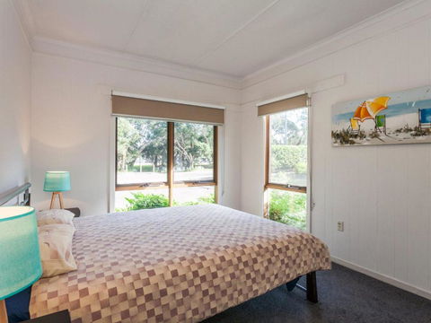 OCEANS 12 ANGLESEA - Brisbane 4u 4