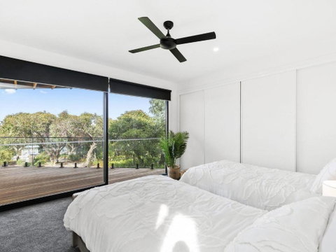 POINT BREAK NEW LISTING 2019 - Tourism Brisbane 5