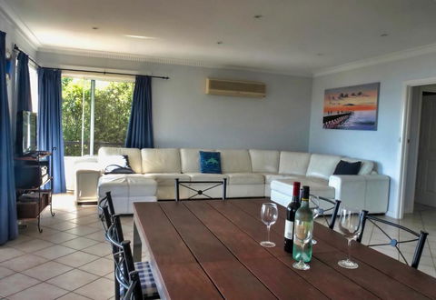 The Whitehouse - Tourism Brisbane 1