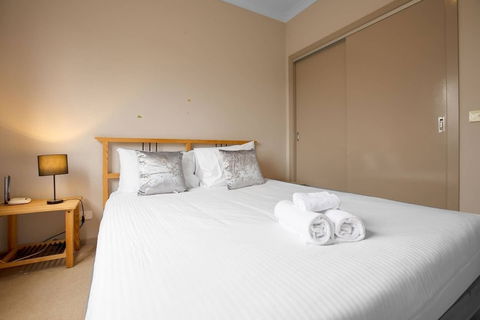 Gorgeous 4BR Home In Point Cook - Tourism Brisbane 2