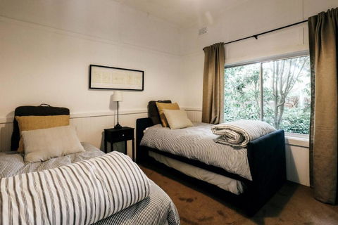 Braebrook Stunning Farm House! - Tourism Brisbane 5