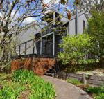 Cloudsong Chalet 2 Close to the village centre - Tourism Brisbane