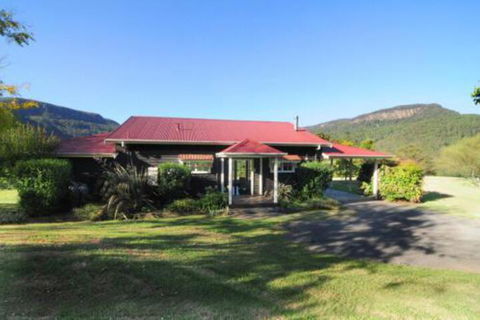 Willabrook Retreat Mojo Cottage Romantic Escape! - Tourism Brisbane 3