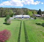 Rivermist Luxury 6 bedrooms  6 bathrooms - Tourism Brisbane